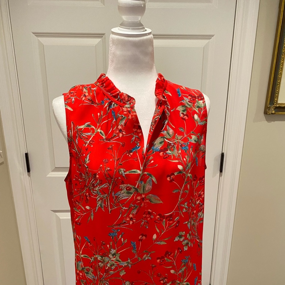 Rose & Olive Sleeveless Top